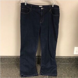 3/$15 ❤️ 2/10  St. John’s bay straight leg jeans 16